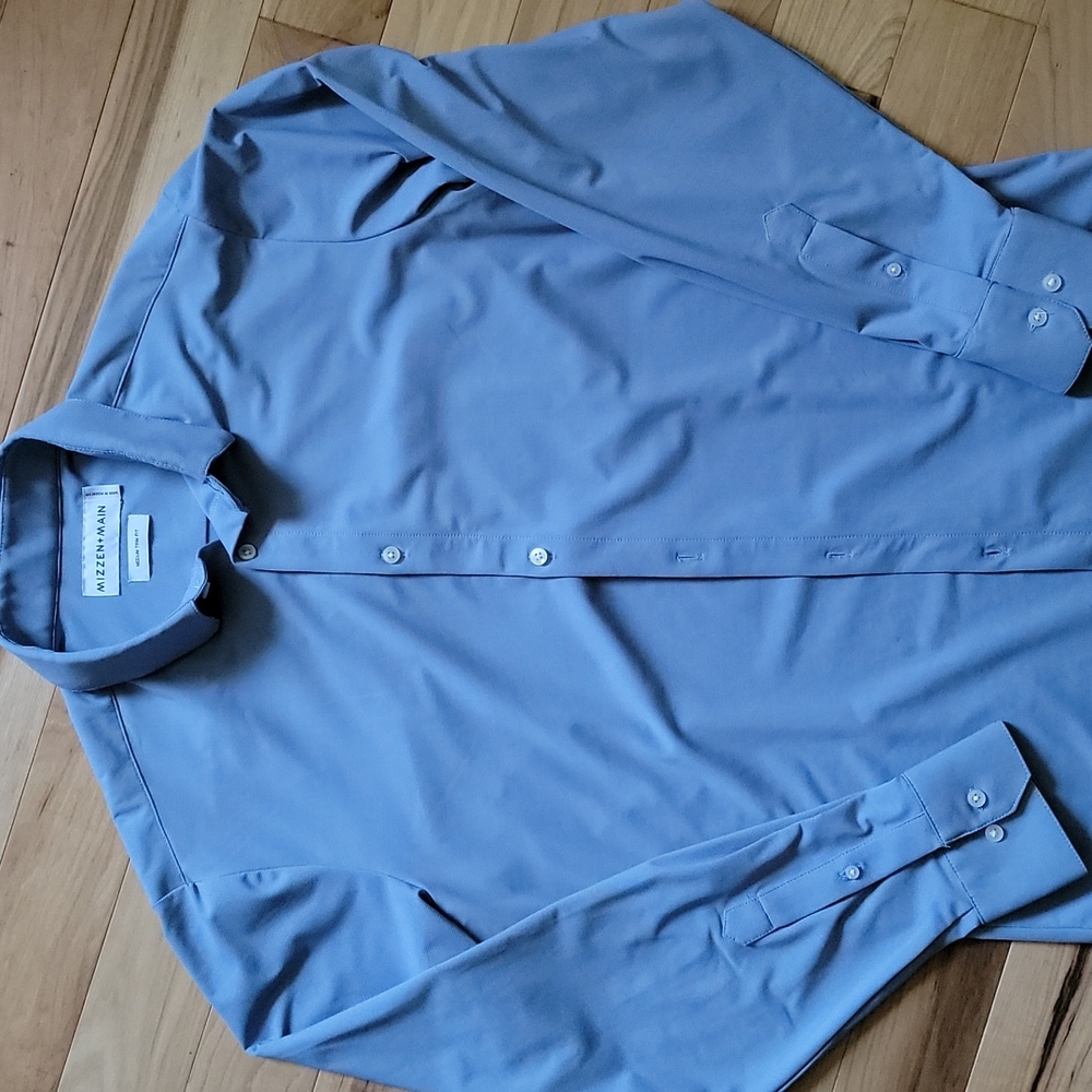 Mizzen & main trim fit button down medium shirt